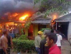 Lima Rumah Warga Jalan Obat Nyamuk di Tanjabbar Hangus Terbakar