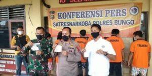 Ada Yang Sedang Hamil, 6 Tersangka Pengedar Sabu di Amankan Polres Bungo