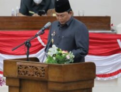Wakil Bupati Tanjabbar Kembali Hadiri Rapat Paripurna DPRD Terhadap LKPJ 2021
