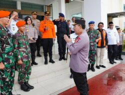 Kapolri Beri Apresiasi Langsung ke TNI yang ‘Berputar’ dan Tim Gabungan Evakuasi Kapolda Jambi