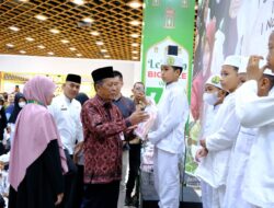 Wakil Gubernur Jambi Berbagi Kasih dengan Anak Yatim