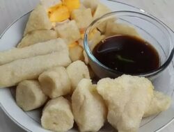 Menikmati Kelezatan Pempek di Jambi: Tempat Makan Pempek yang Harus Dicoba