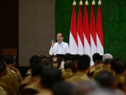 Jokowi Curhat Soal Istana Bogor-Jakarta, Dibayangi Bau-bau Kolonial