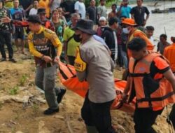 Warga Dihebohkan Penemuan Mayat Laki-laki di Aliran Sungai Batang Tebo