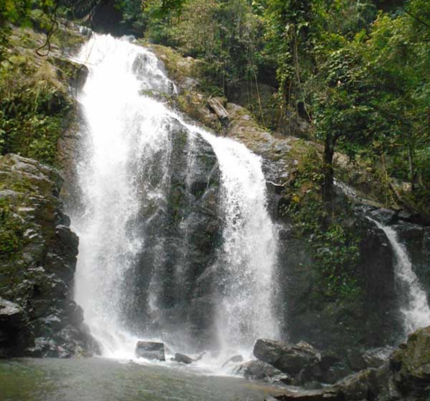 Air Terjun Seluro