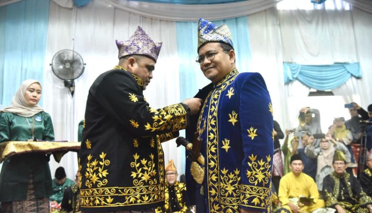 Pengukuhan Pemangku Adat, Wali Kota Jambi Janji Perkuat Hukum Adat Melayu [SR28/Ist]