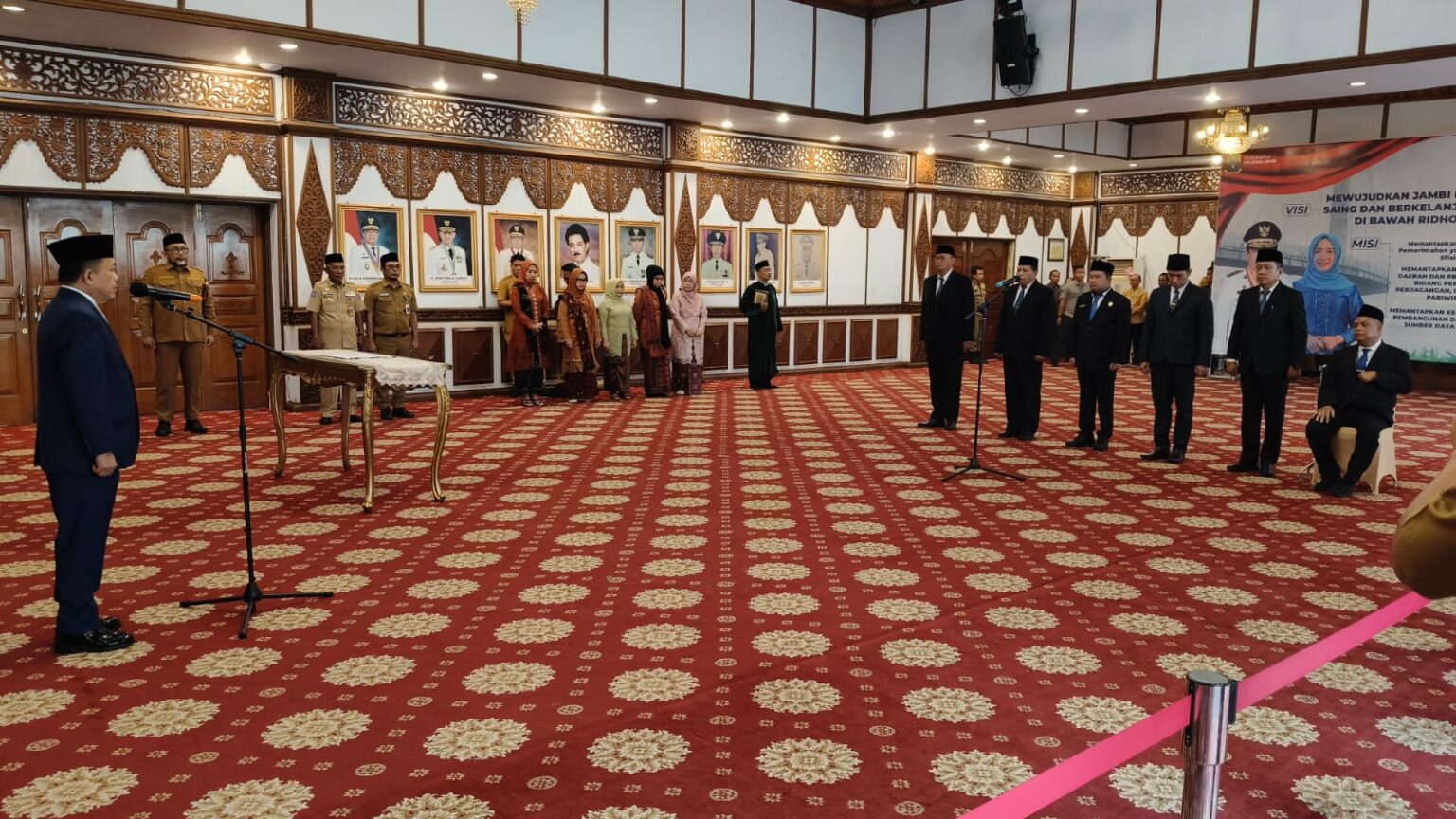 Gubernur Jambi Lantik Enam Pejabat Eselon II [SR28/Ist]